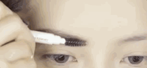 璎珞如懿带火的柳叶眉，到底适不适合你？