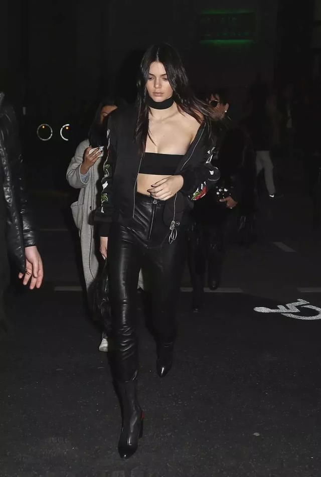 慵懒甜美超酷girl，卡戴珊家金小妹!