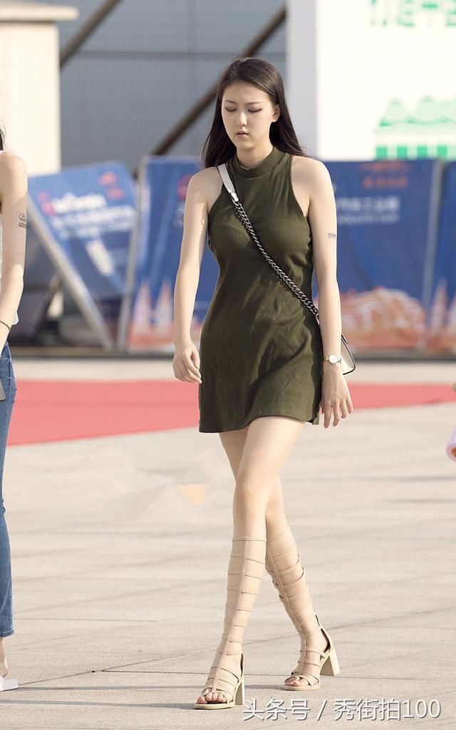 街怕：靓丽的一抹连衣裙，助你浪漫一夏！