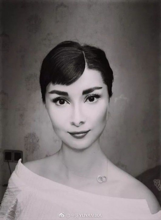 重庆姑娘化妆术惊呆网友，模仿蒙娜丽莎、C罗等全都惟妙惟肖