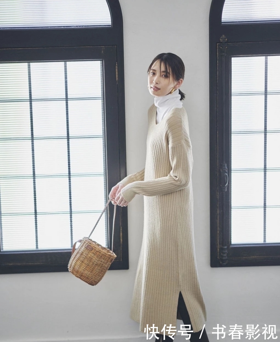「衣服穿」来不及买新衣服?今年春季学会两件叠穿,旧衣服也能翻出新花样