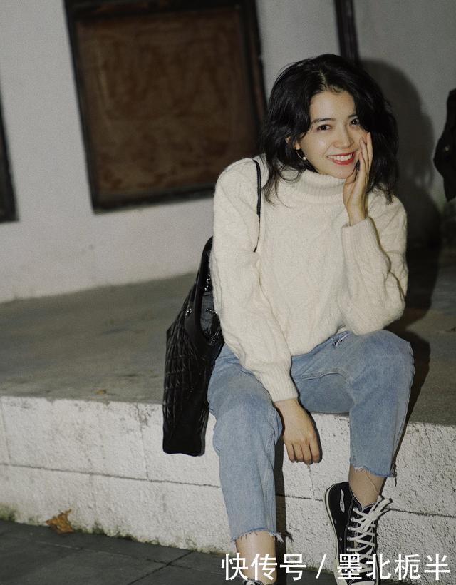 【针织衫】建议30岁以上的女性,开春多穿这“4套”穿搭,优雅减龄又不老气