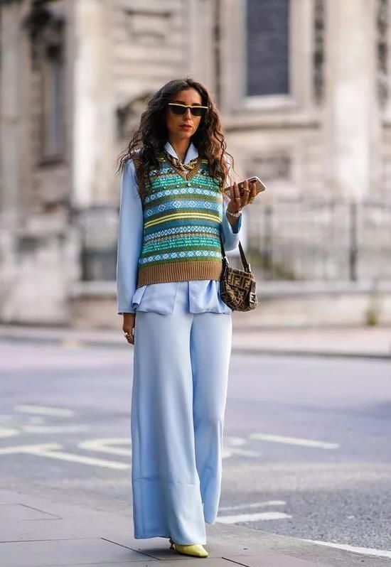  春天@推荐5款毛衣 伴你度过整个春天