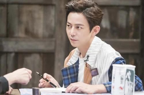 『不少』微博粉丝上亿的明星，娱乐圈顶流明星，除了baby，你还知道哪几个？