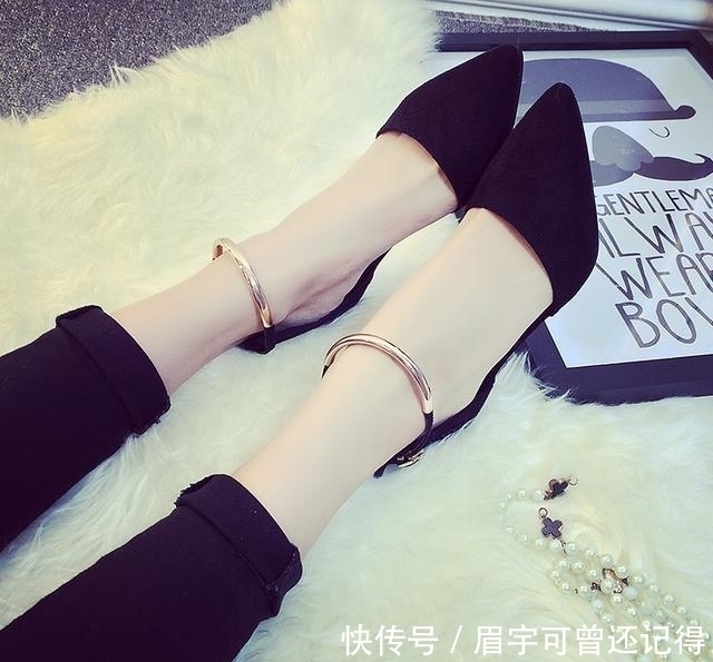 女王|美脚配上尖头高跟鞋,优雅大气还显高,轻松做女王
