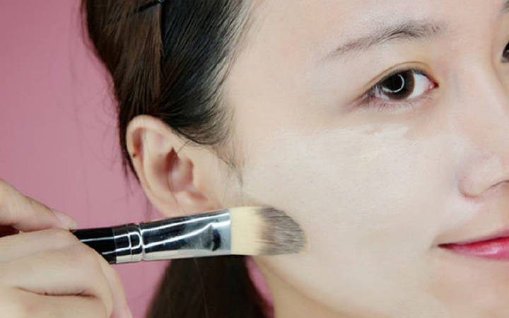 新手化妆,这4步不能少,底妆服帖不脱妆