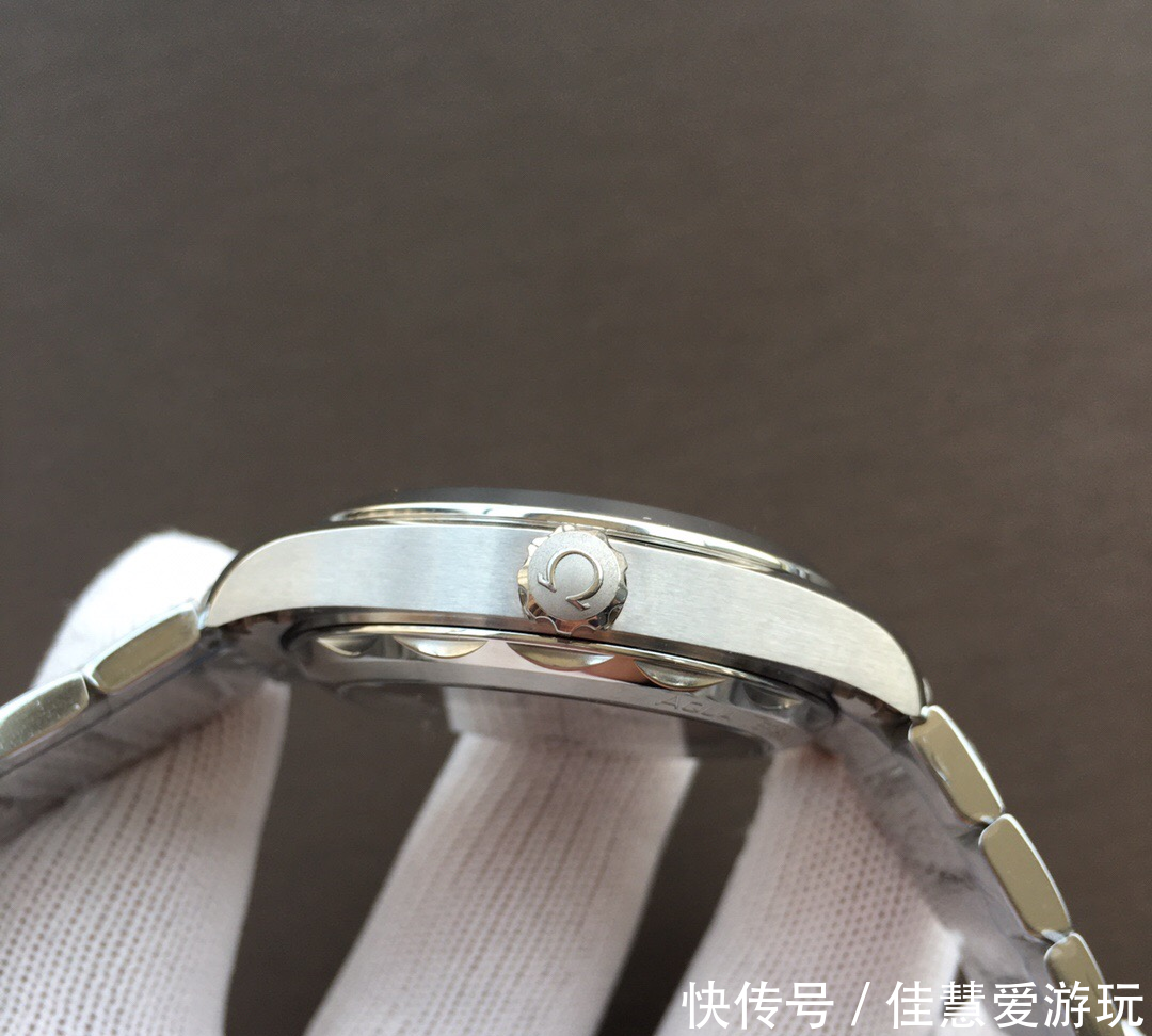  【柚木】鬼斧神工到底有多厉害？欧米茄海马150柚木系列‘墨绿色’新款
