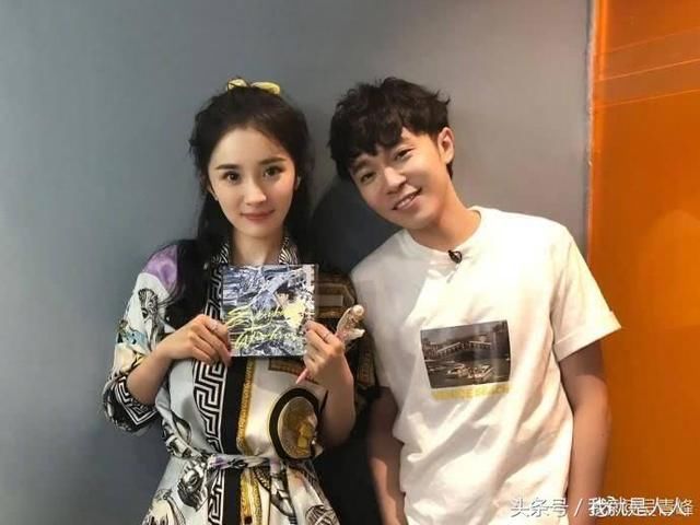 百万博主po文逼杨幂道歉！代言手游遭质疑，网友：什么年代了？