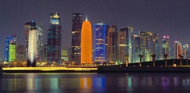 世界最争议的工程，耗资80亿把邻国挖成岛国，邻国居民却有苦难言