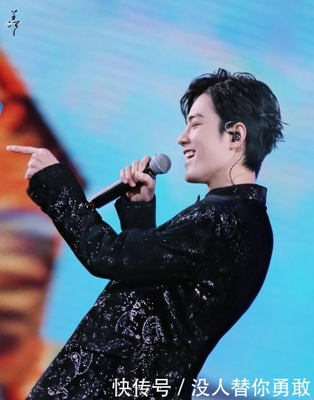 祝福别人跨年快乐的句子