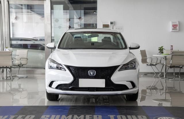  「汽车」入门家轿也不怠慢，长安给逸动配1.4T，8.99万起相当亲民
