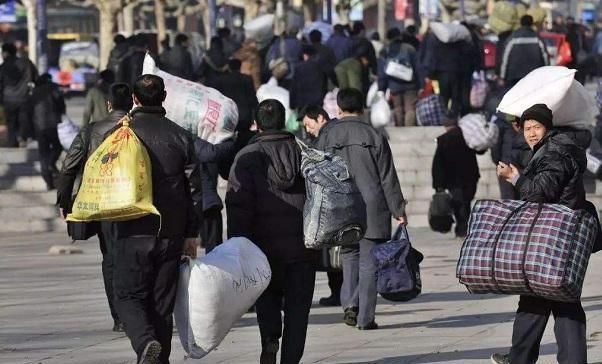  亲戚家@农民进城办事，不住城市亲戚家，反而选择花钱住宾馆，为