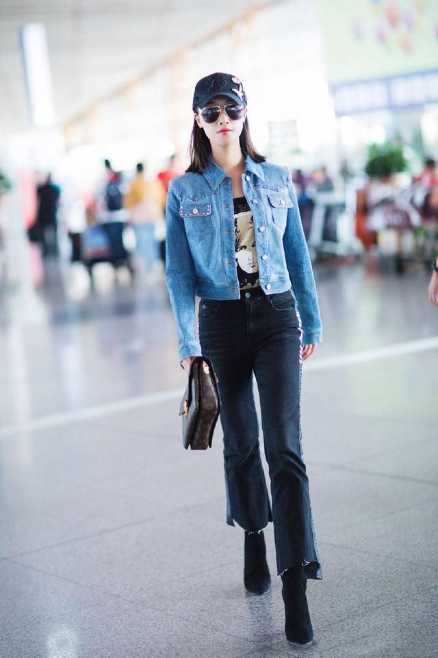 服了蓝盈莹，169的身高还要增高到179，全靠身上这条高腰喇叭裤