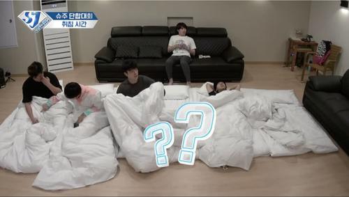 韩国文化：韩国人为什么这么喜欢坐地上？