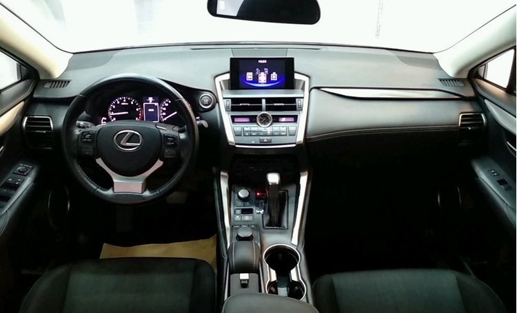  『雷克萨斯』出身好、颜值高、实力强的雷克萨斯NX，不足26万元！