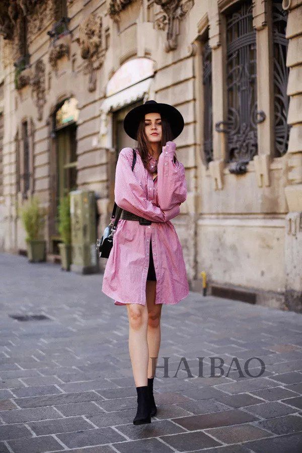 实用| 时尚博主教你早秋穿搭，这样的时髦单品不来一件?