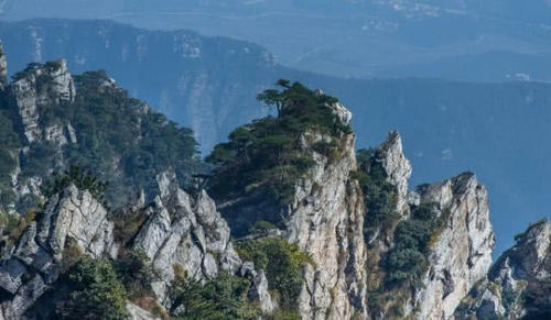 最美庐山：登五峰，感受庐山的险峻，到山顶观看江河交错的风光！