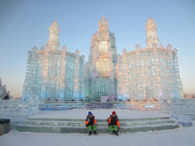 国内最大的省会城市，面积是上海的8倍，常住人口1066万人！