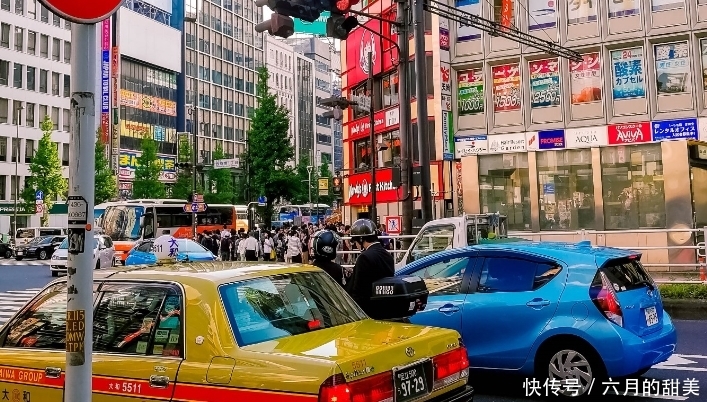 日本人口密度比我国还大,为什么却极少堵车?中国游客:值得学习
