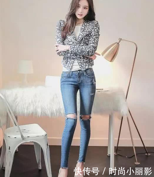 自然休闲的紧身牛仔裤,穿出女子小个性,提升女人气质!