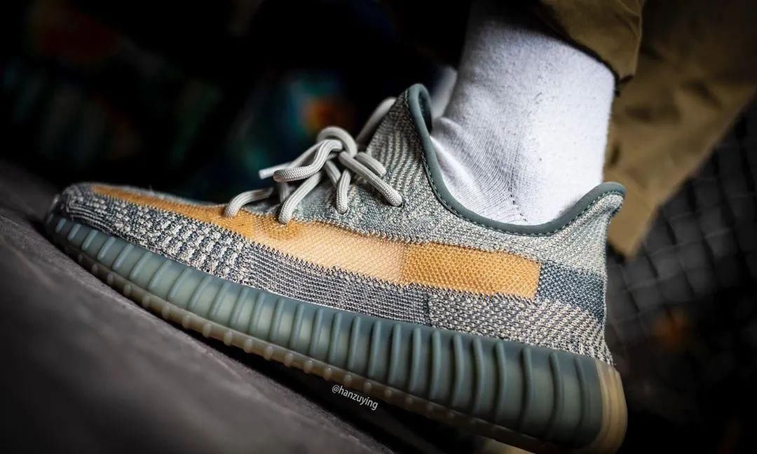  『倒闭』Yeezy 350 炭黑、蓝灰新配色曝光 网友：倒闭警告