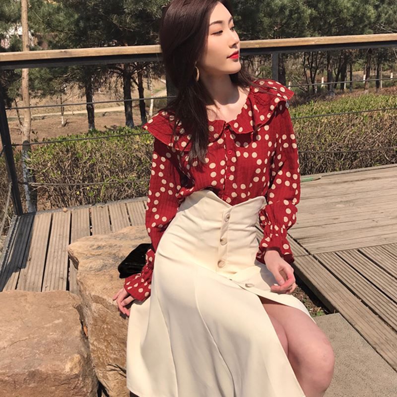 哇塞，第一次见到如此“软妹”的套装，适合秋天穿，老婆穿上美哭