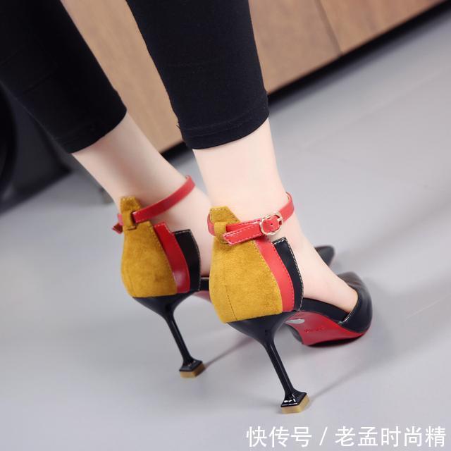  『气质』小仙女除了要穿仙女裙，还要穿高跟鞋