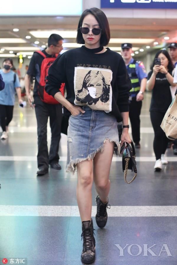 唐嫣把这几款T恤都穿了个遍，超低门槛百搭款谁穿谁美！