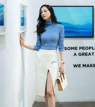 韩雪站姿豁出去了，两腿中间几乎没有缝隙，网友：这腿真是绝了！