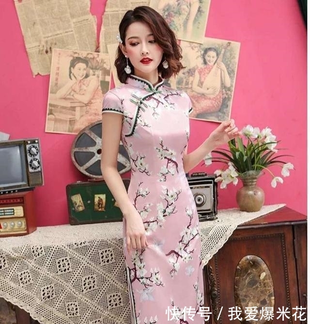 #如痴如醉#丝绸与蕾丝邂逅, 美成如痴如醉的沉静旗袍!