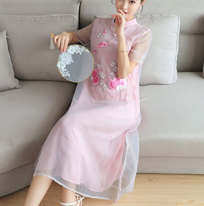 比旗袍还高级的中国风欧根纱连衣裙，优雅唯美，适合微胖70女人