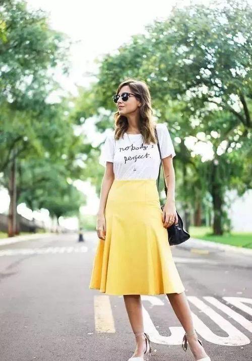 淡漠色穿搭,最高级的穿搭~