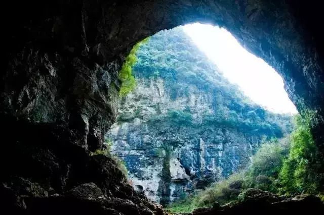 中国境内居然隐藏了一个旷世仙境，连外国人都被折服