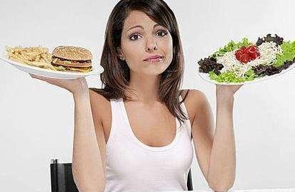 三伏天是减肥的易瘦期, 如果你吃饭时能做到这3点, 想不瘦都难