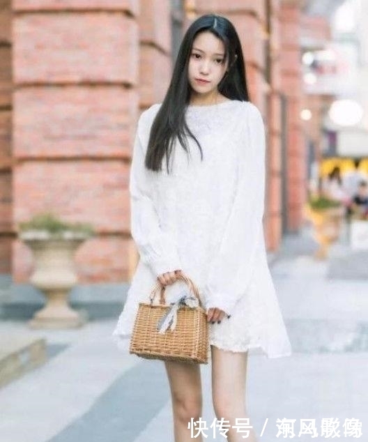  气质：气质的街拍：年轻自信的美女，穿出独特的气质感