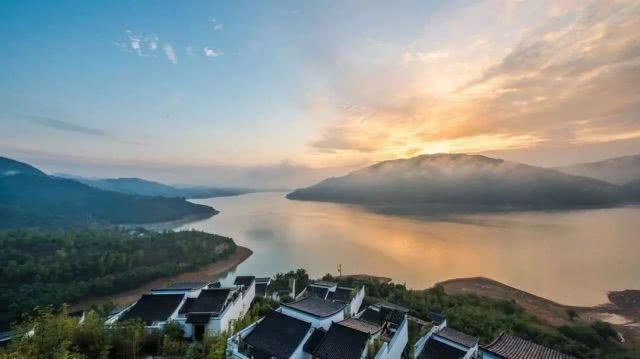 全球38家顶级奢华品牌酒店,你睡过几个?