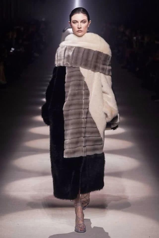  【Givenchy】堪比高定，再现法国极致优雅丨Givenchy 2020秋冬