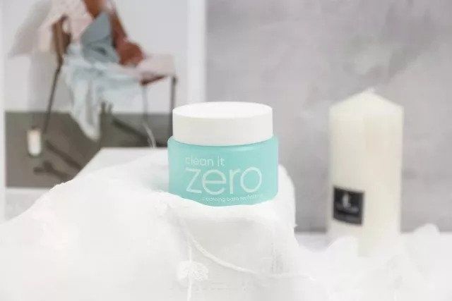 淡妆浓妆这样卸，闷痘，粉刺全没了，脸上毛孔小到看不见