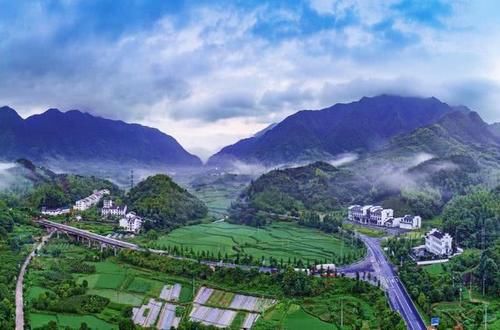 廿八都，浙江极小众的古镇景区：“一个遗落在大山里的梦”