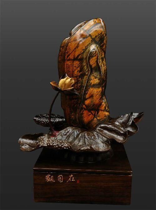 小县城发现的石头，捡来就能卖钱，成为当地人的聚宝盆