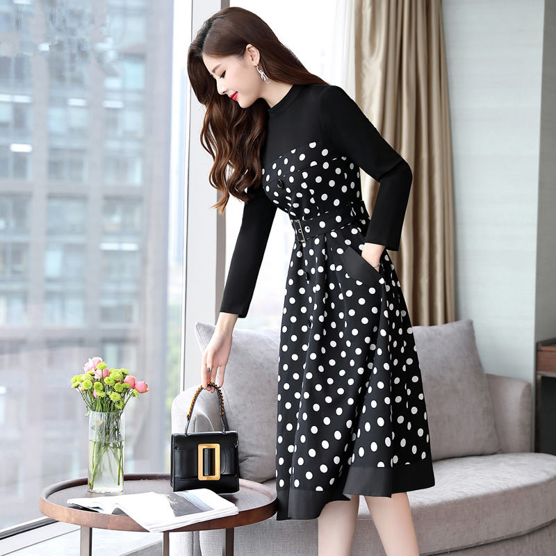 太美了，这才是6070后女人的高雅裙，减龄洋气显嫩美，美爆了