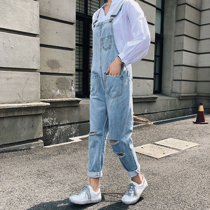 太美了，不敢相信，老婆穿上小脚牛仔裤，一件比一件好看，长面子