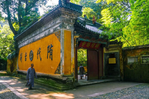 隋代古刹国清寺，浙江最良心的寺庙，地位比灵隐寺还高却少有人知