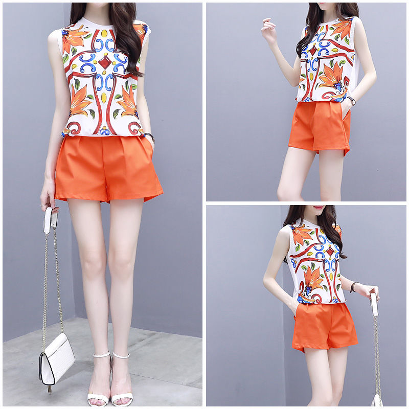 T恤搭牛仔裤太普通，这样的套装气质出众，让你美的没道理