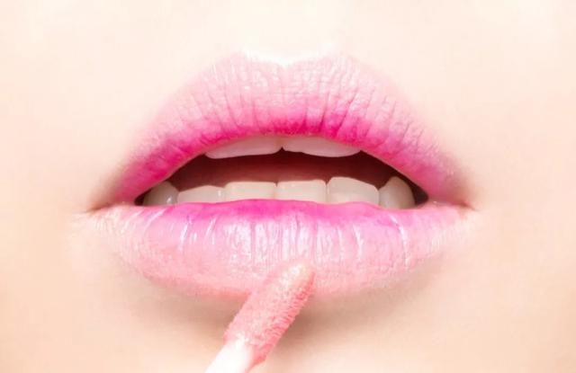 美人计｜唇膏收了千千万，你还没等到最对的那支？