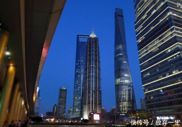  「时间」中国最高的摩天大楼，高达632米118层，总共修建近10年