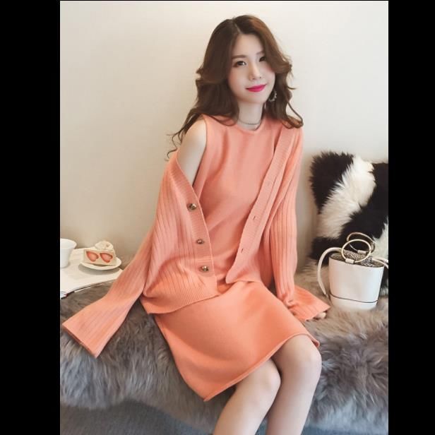 成都小姐姐秋日真会打扮,“小香风”套装走红,超适合微胖小个子