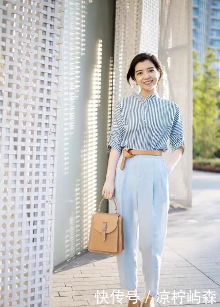  「女人」气质高级的女人很少穿牛仔裤，瞧女神三木精心搭配，时尚还撩人