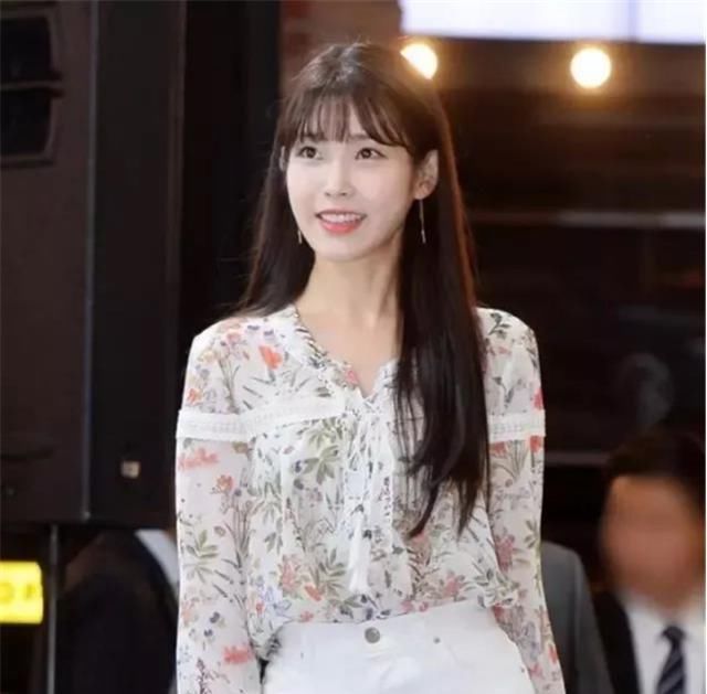  『过时』“留刘海”早就过时了!今年巨乖的4种“发型”,8成女生都适合!