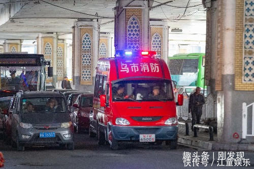 内地人到新疆到底有多安全，让乌鲁木齐繁华的大巴扎商场来告诉您